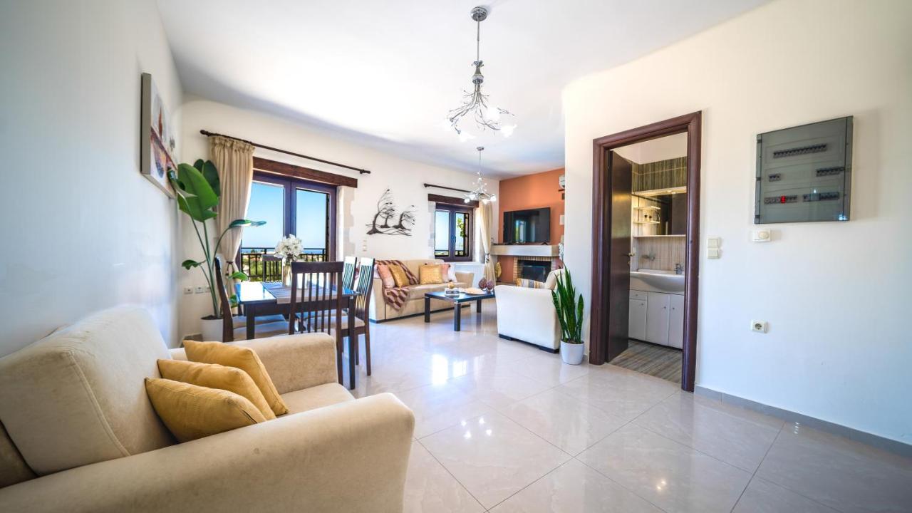 Villas Louloudaki Лутра Экстерьер фото