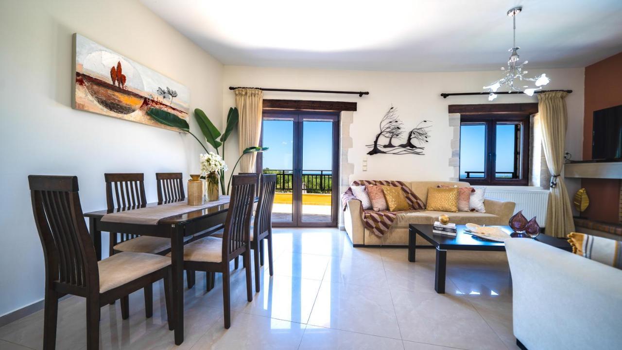 Villas Louloudaki Лутра Экстерьер фото