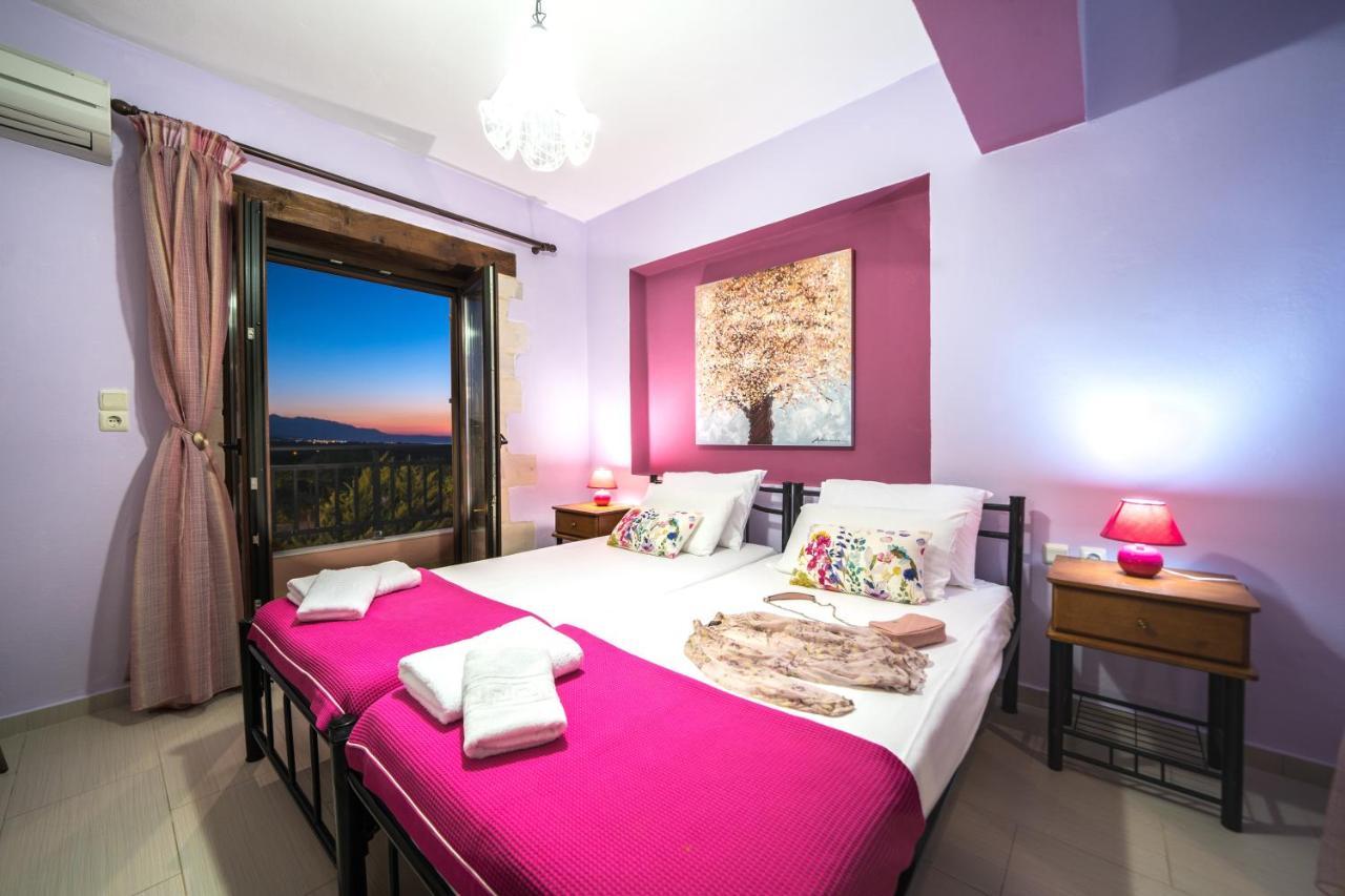 Villas Louloudaki Лутра Экстерьер фото
