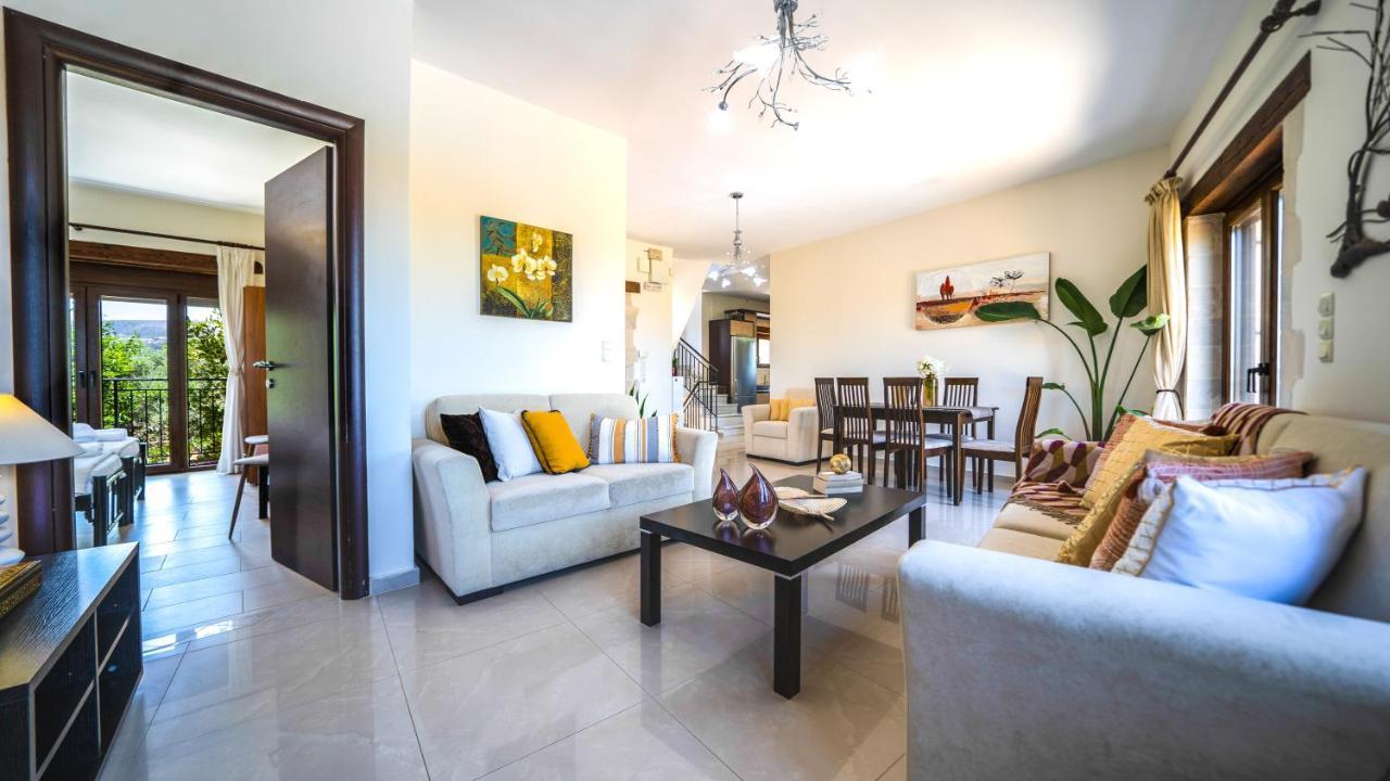 Villas Louloudaki Лутра Экстерьер фото